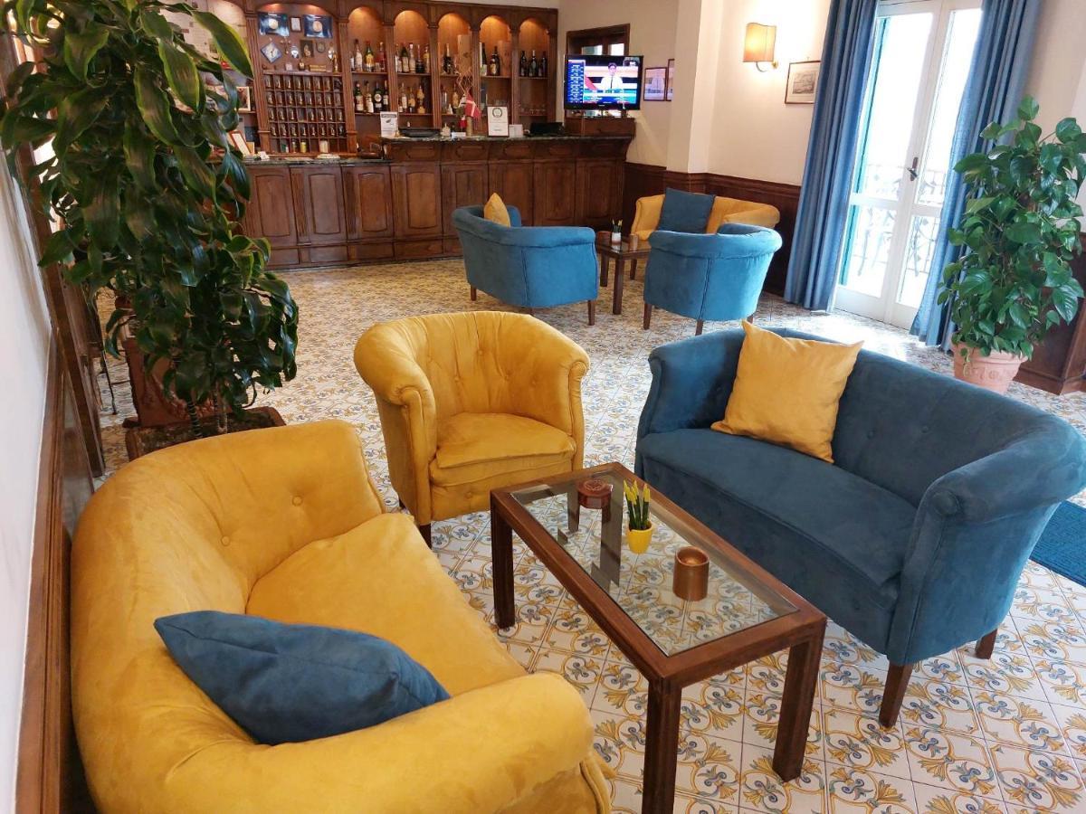 Hotel Mega Mare Vico Equense Esterno foto