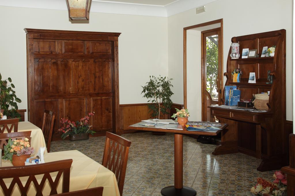 Hotel Mega Mare Vico Equense Esterno foto